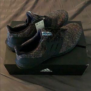 Adidas Ultraboost Sneakers